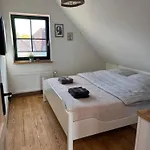Haus Schoensee - 2 Apartments, Ideal Fuer Familien & Freunde * Heede