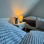 Haus Schoensee - 2 Apartments, Ideal Fuer Familien & Freunde Heede