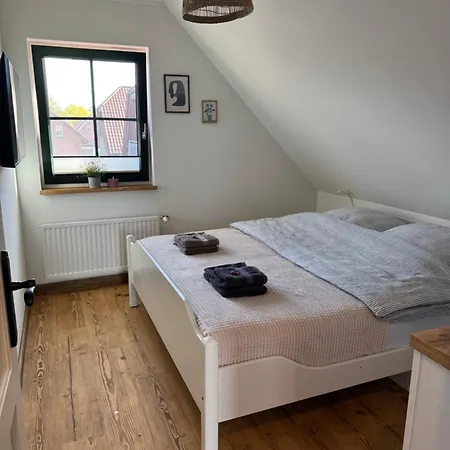 Haus Schönsee - 2 Apartments, Ideal Für Familien&freunde * Heede