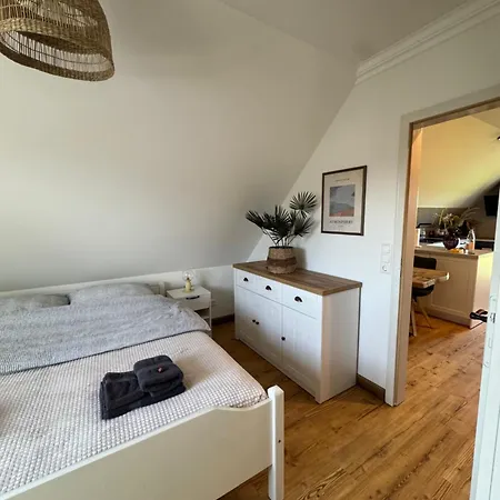 Apartman Haus Schoensee - 2 Apartments, Ideal Fuer Familien & Freunde