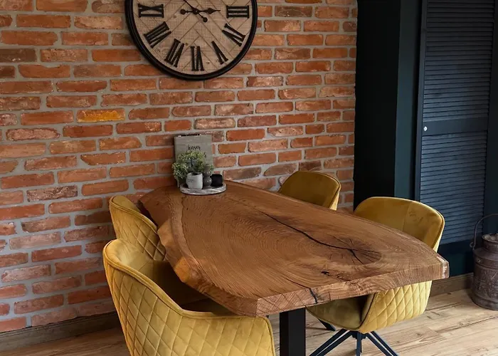 Haus Schoensee * Heede